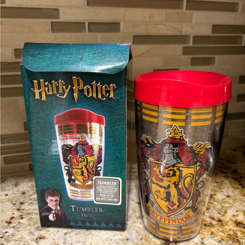 Harry Potter 16oz. Tumbler Cup Red